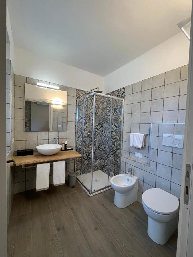 Le Cornici - Cascina Di Charme Hotell Diano dʼAlba Eksteriør bilde